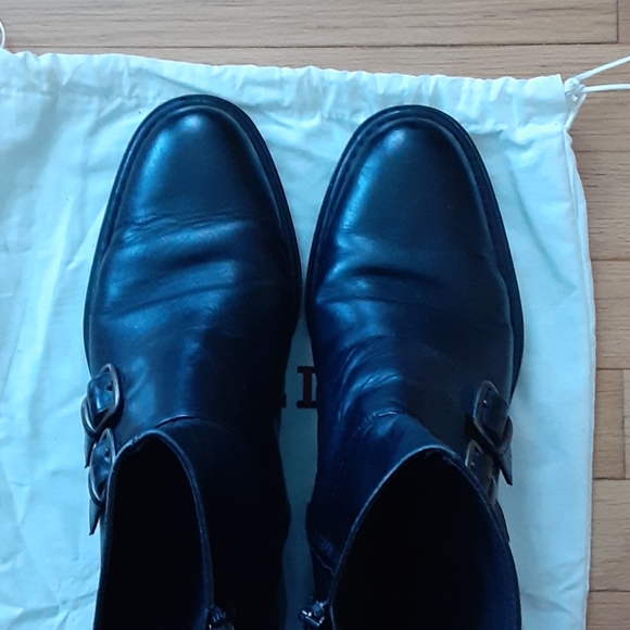 Boot - Picture 8 of 8